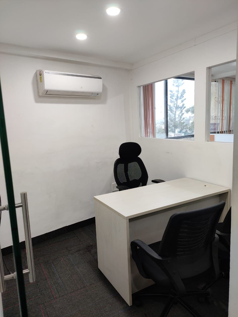 Virtual office on Link Road, Pune